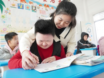 学生的点滴变化就是意义！专访兴宁市特殊教育学校教师江美玲