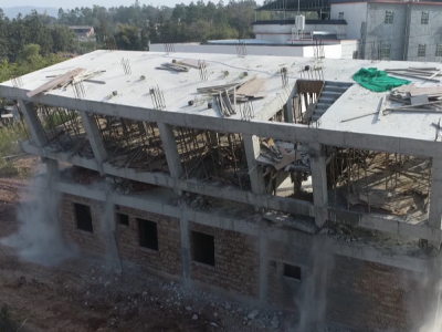 零容忍、动真格！五华县转水镇依法拆除乱占耕地违法建筑