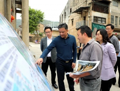 黄增国带队调研百县千镇万村高质量发展工程并督导森林防灭火工作：坚持规划引领 建强专业镇特色镇