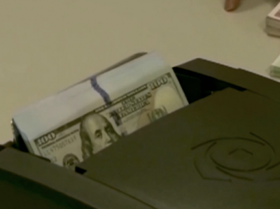 美国两家银行接连关闭，美财长：主因在于加息