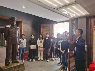 赓续传承雷锋精神！兴华高速开展“学雷锋纪念日”系列活动