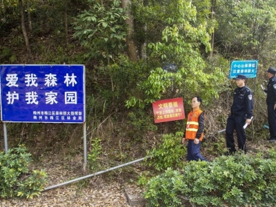 防患于未“燃”！梅江公安筑牢森林防火安全线