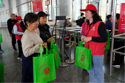 环保创卫+森林防火！梅州市应急管理局开展学雷锋志愿服务活动