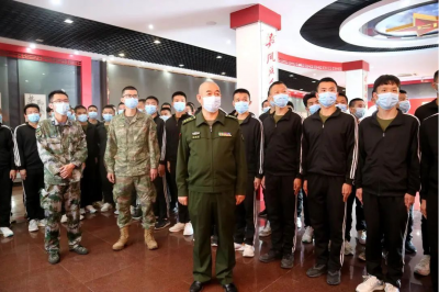 大埔县人武部组织“准新兵”到三河坝战役纪念园参观学习：弘扬雷锋精神 投身绿色军营