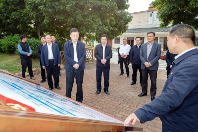 马正勇到蕉岭县开展“百县千镇万村高质量发展工程”专题调研：坚持产业优先壮大企业推动高质量发展