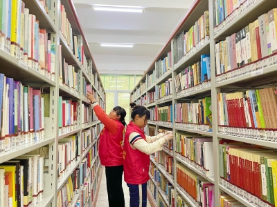 蕉岭县图书馆文化志愿者服务队：携手共建 书香飘远