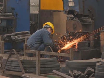 梅县区：企业生产忙 全力赶订单