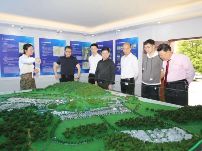 圩日活动成为助力招商引资平台！商会、协会、参展企业代表到蕉岭广福考察投资环境