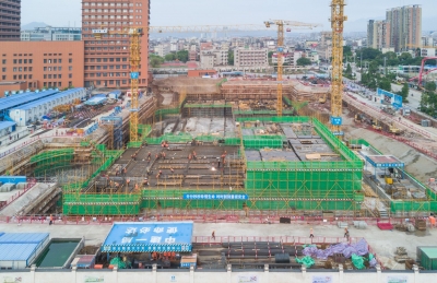 首段冲出“正负零”！梅州市医学科学院大楼工程项目建设取得突破性进展