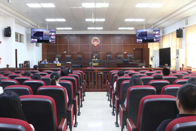 把法治教育课搬到庭审现场！丰顺法院邀请学生旁听一起危险驾驶案