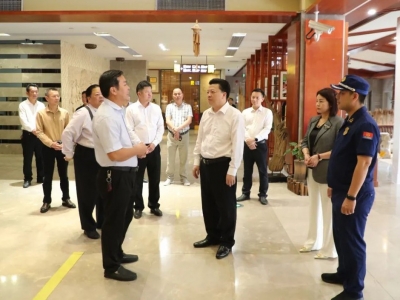 张志锋率队开展“五一”节前安全生产检查：从严从实从细做好防风险保安全工作 确保群众度过一个平安、祥和的假期