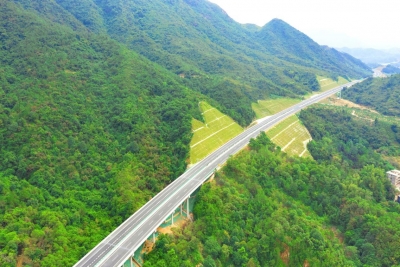 出行必看！兴华、华陆高速发布五一出行指引