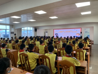 梅江区西郊街道联合多单位开展2023年粤港澳“共读半小时”活动