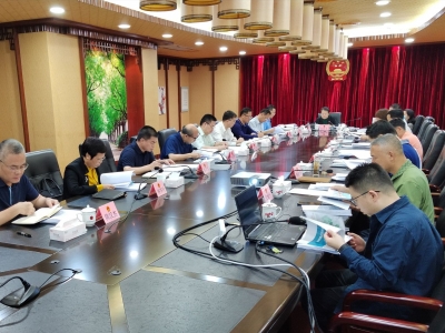 市人大常委会召开党组会议和党组理论学习中心组专题学习会：坚持守正创新履职尽责 推动人大工作高质量发展