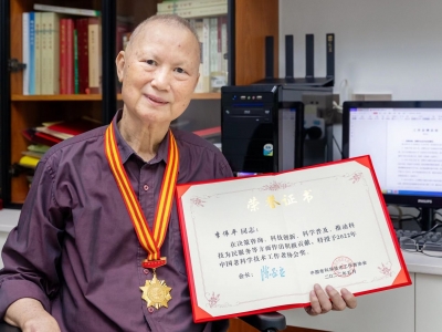 退休不“褪色” 丹心映初心！农业老专家、高级农艺师李伟平矢志不移服务农业50余载