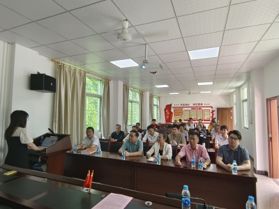 大埔银江司法所开展“美好生活·民法典相伴”主题普法宣传进社区活动