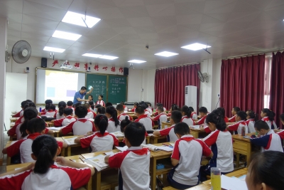 聚火成光 点亮未来！记梅州市杨志东名教师工作室“培养青年教师”的工作历程