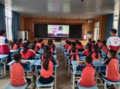 倡导健康上网 预防网络沉迷！来，签个名！