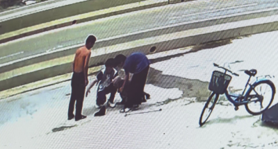 为“00后”点赞！五华两学生搀扶起摔倒老人