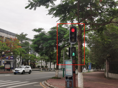 梅江区学子大道一处十字路口“红灯绿灯同时亮”？原来系一场乌龙