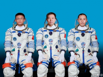 神十六明早9时31分发射！乘组里有一名大学教授