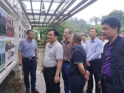 省政协副主席张嘉极来梅开展“促进粤台农业交流合作”专题调研