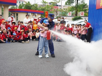 当“萌娃”遇上“火焰蓝”！平远消防走进幼儿园播撒消防安全“种子”