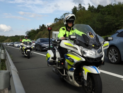 帅！“铁骑”亮相，揭博高速开启路警联合保畅新模式