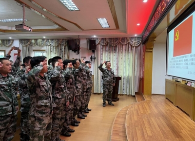 梅江区西阳镇举行2023年基干民兵出入队点验暨开训动员大会