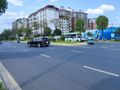 开展百日行动 保障交通安全丨华南大道频现车辆逆行现象！梅城市民希望交管部门加强整治