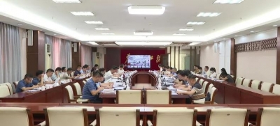 大埔县召开县政府党组（扩大）会议和县政府常务会议