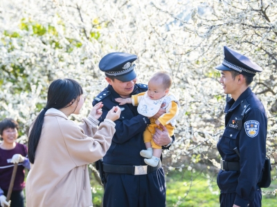 径南之径  三色“枫警”②丨客家妹撑起平安和谐“半边天”