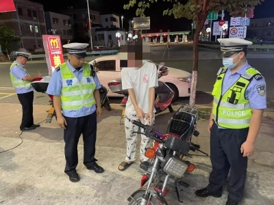 炸街呀！2名“飙车党”抓了！