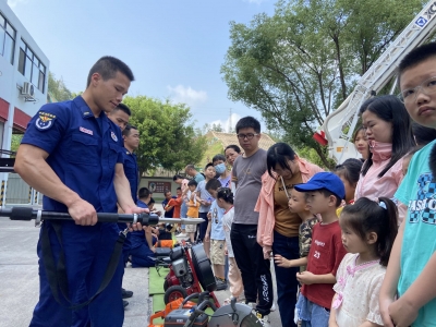 萌娃过足“消防瘾”！大埔县消防救援大队举办“六一”消防主题活动