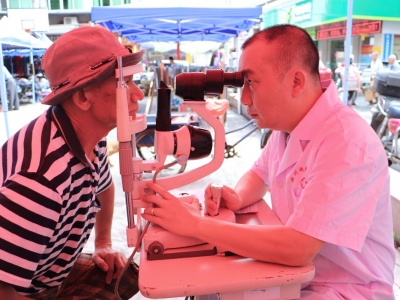 市直机关工委举办2023年创建全国文明城市“双到”进社区暨党建共建活动