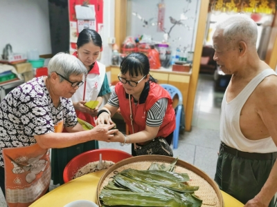 暖心！梅县区富贵社区开展端午节爱心慰问退役老兵活动