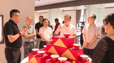 黄增国、凌晓文到山东省淄博市学习考察 吸收先进经验做法 推动大埔陶瓷产业转型升级