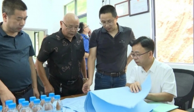 凌晓文督导检查燃气安全工作