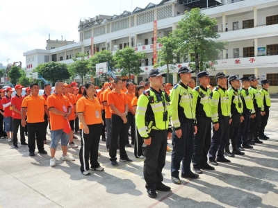 大埔启动“红飘带”爱心护考行动