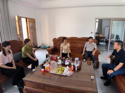 家庭文明建设 丨共建文明家庭，助力乡村振兴！梅县区文明办走访慰问“全国最美家庭”肖巧红家庭