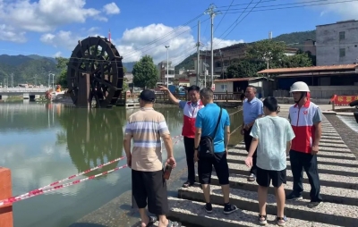 丰顺县各地积极开展劝阻野外游泳志愿活动