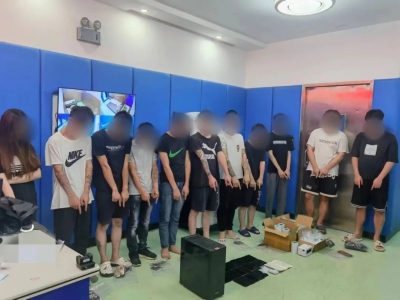 大埔公安开展夏夜治安巡查宣防暨“雷霆行动”集中统一行动