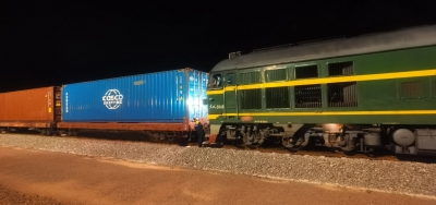 “梅州综保区—盐田”海铁联运班列成功试运行