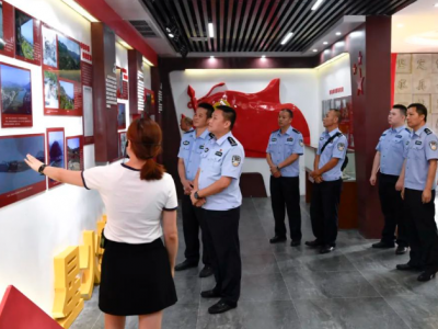 梅江公安组织庆“八一”参观革命教育基地暨交流座谈会