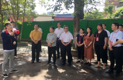 市人大常委会组织在梅全国、省人大代表开展专题调研：深入调研察实情  担当履职促发展