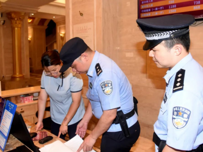 守护当“夏”！五华公安开展夏夜治安巡查宣防集中统一行动