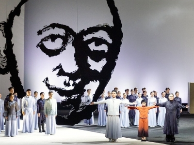 “重塑——2023北京舞台美术设计邀请展”在国家大剧院开幕 新版客家山歌音乐剧《林风眠》艺术装置亮相