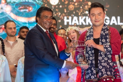 弘扬客家文化 传播客家魅力！访毛里求斯“唐人街客家文化大使”陈善宝