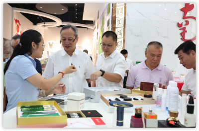 张嘉极到平远开展定点联系市县专题调研