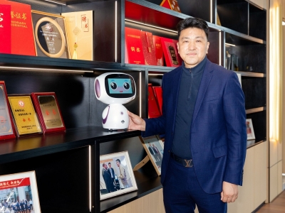 凝聚共识助发展 用心履职显担当——记梅州市政协常委刘榆厚